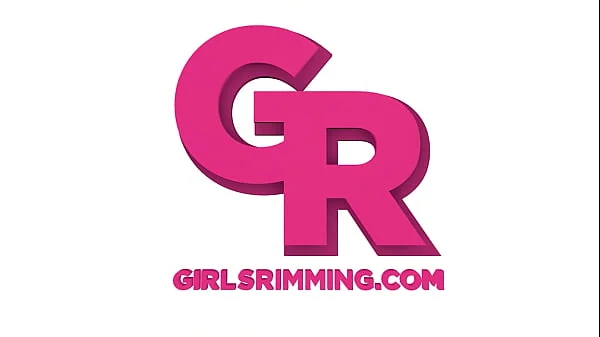 GIRLSRIMMING - Cougar Aunt