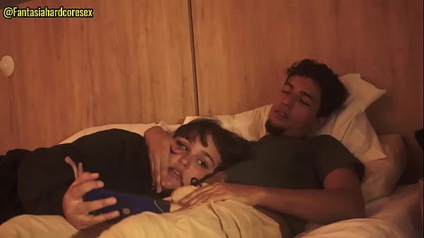 Mi hermanastra se traga mi pene despues de ver una peli casi nos descubren FANTASIAHARDCORESEX