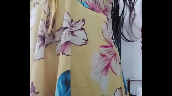 This innocent girl lets herself be recorded while asking me for an anal. Teen18