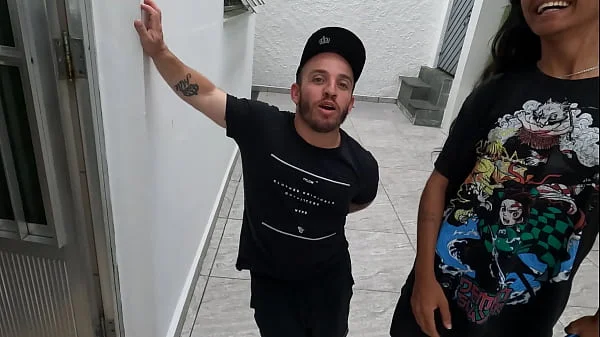 Pitoco chegou junto da ninfeta e quer meter o ferro - Jasmine Santanna