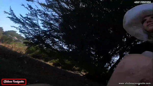 Me encanta FOLLAR en PÚBLICO en la PLAYA - Casi me DESCUBREN