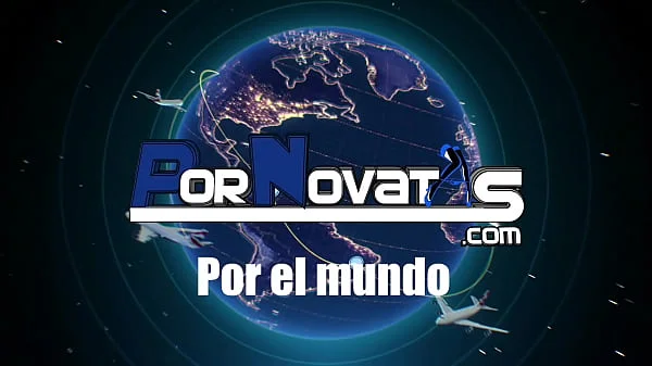 PORNOVATAS - Joven española con gafas follando en el coche con Victor Bloom