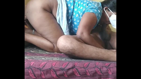 सेक्स छुट मे पानी निकाला अंटी इंडिया देसी आंटी