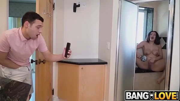 Horny Neighbor Valentina Jewels