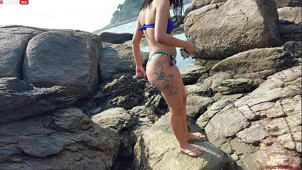 FUI NA PRAIA COM MEU AMIGO  E ACABEI TRANSANDO COM ELE ( video completo xvideos RED) Lipe Louco