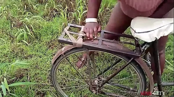 SEX WITH THE KING'S WIFE IN THE BUSH