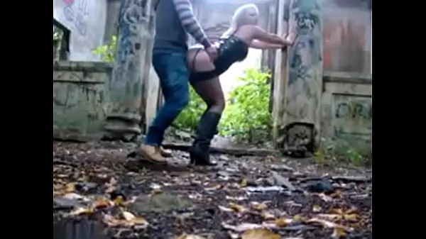 Sex with blonde hooker in abandoned building