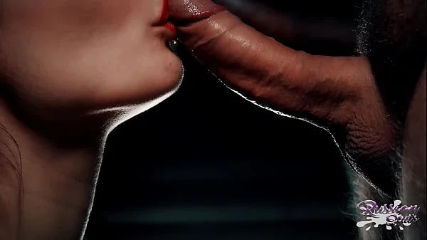 Guy cumshot in the throat with a pulsating dick