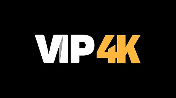 VIP4K. Random passerby scores luxurious bride in the wedding limo