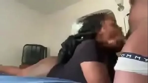 Tonsil & cum swallowing