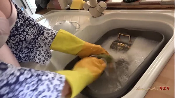 AuntJudys - 58yo Housewife Ms. Molly Jacks you off & Sucks your cock (POV)
