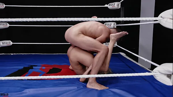 Competitive Mixed SexFight - Cherry Kiss vs Vince Karter